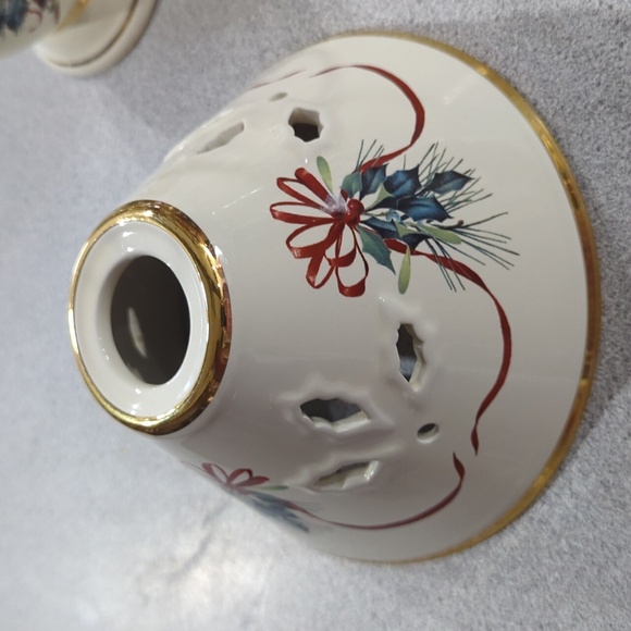 Beautiful set of Lenox tea lights